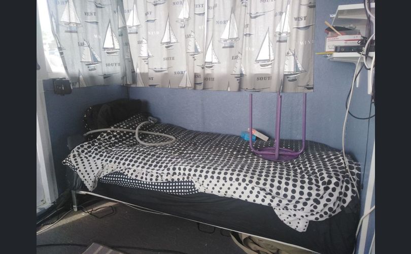 Omavalmiste Asuntovene/lautta-kuva-2